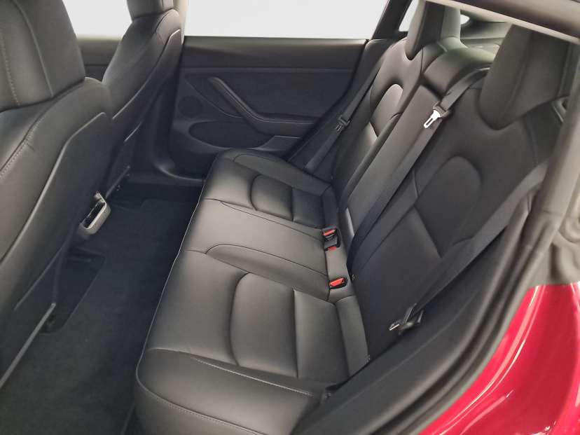 Tesla Model 3, 2021