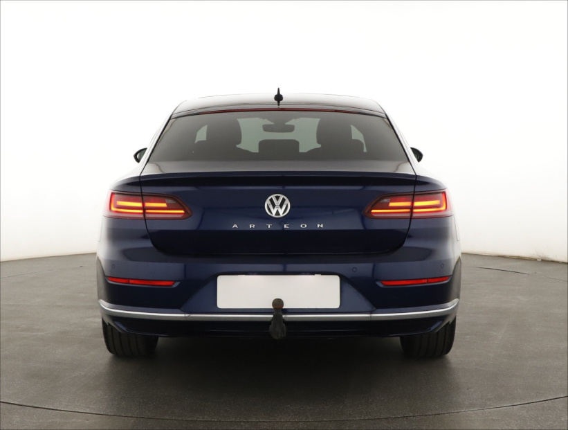 Volkswagen Arteon, 2018