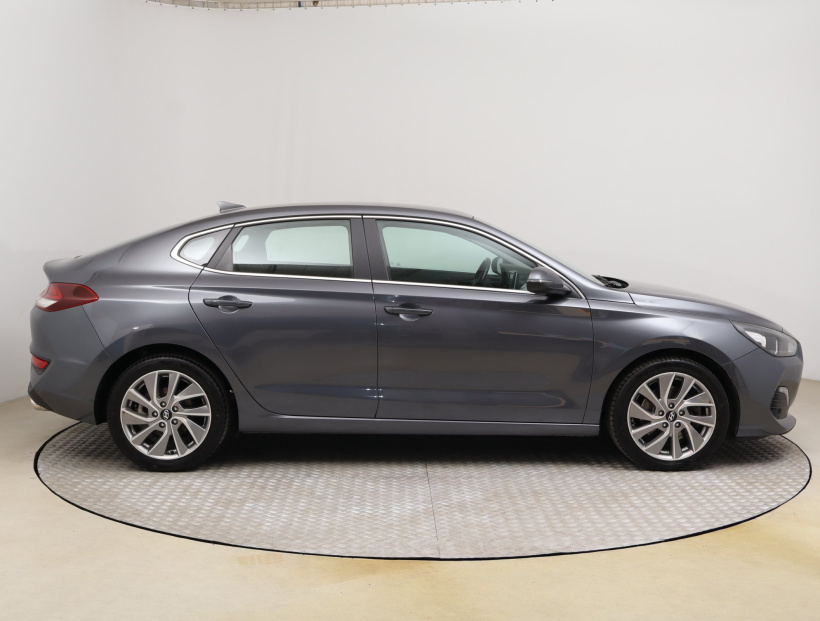 Hyundai i30 Fastback, 2019