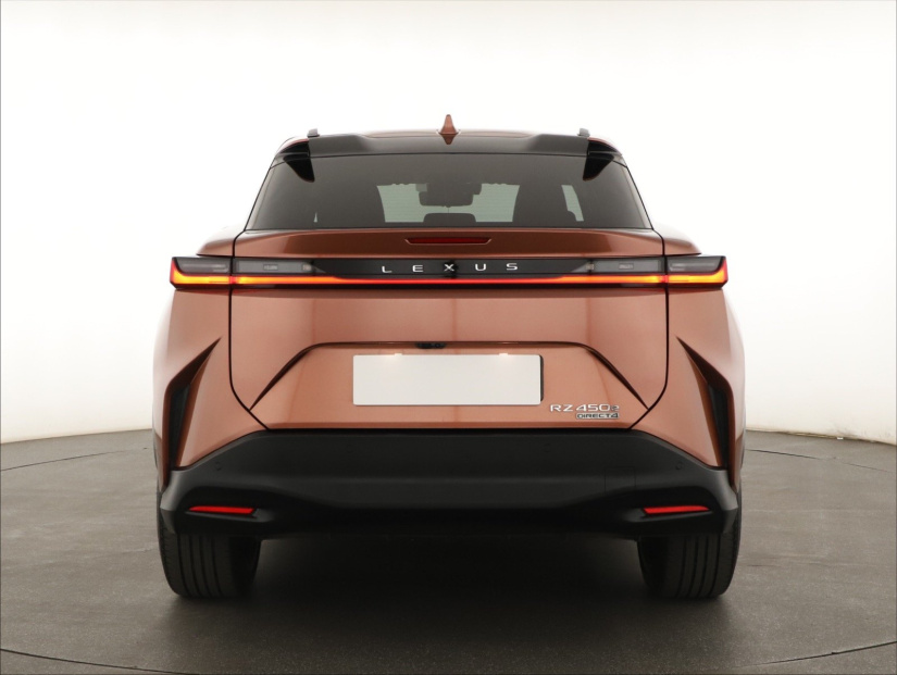Lexus RZ, 2026