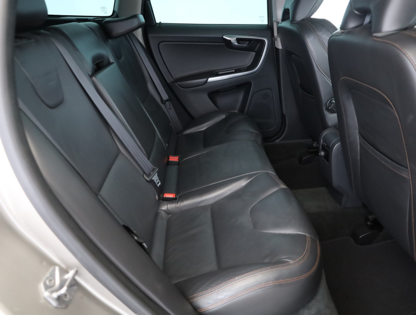 Volvo XC60, 2014