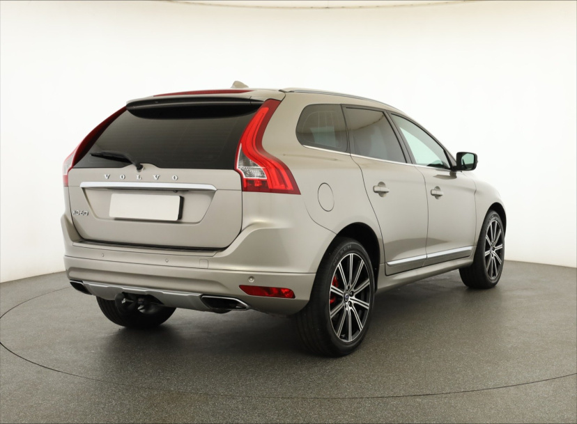 Volvo XC60, 2014