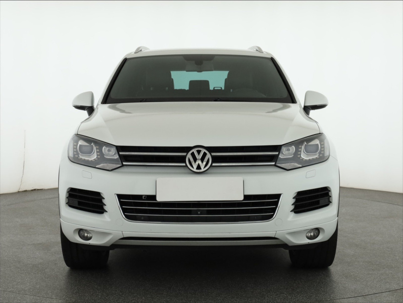 Volkswagen Touareg, 2012