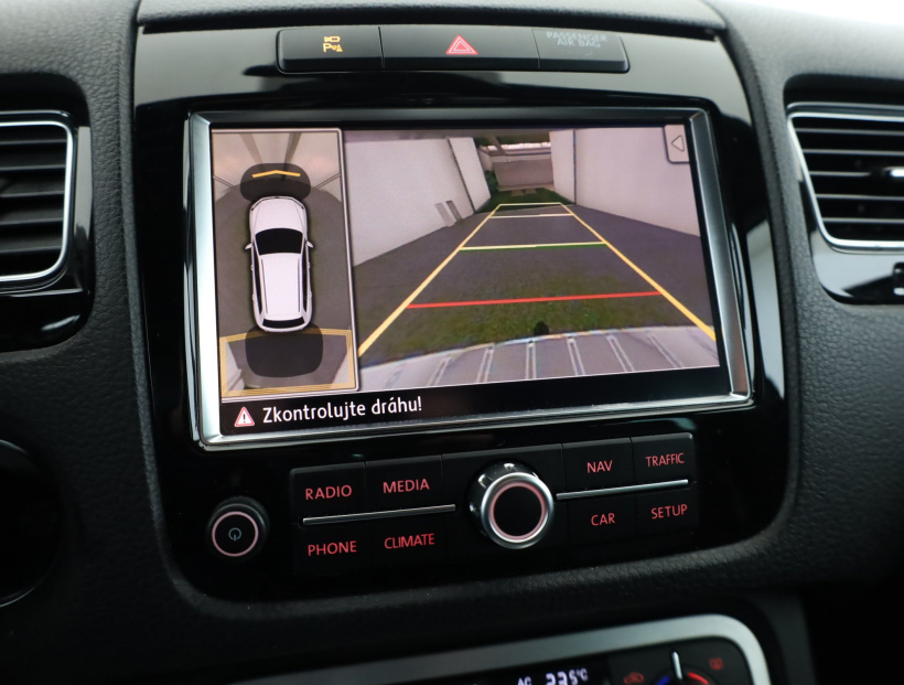 Volkswagen Touareg, 2012