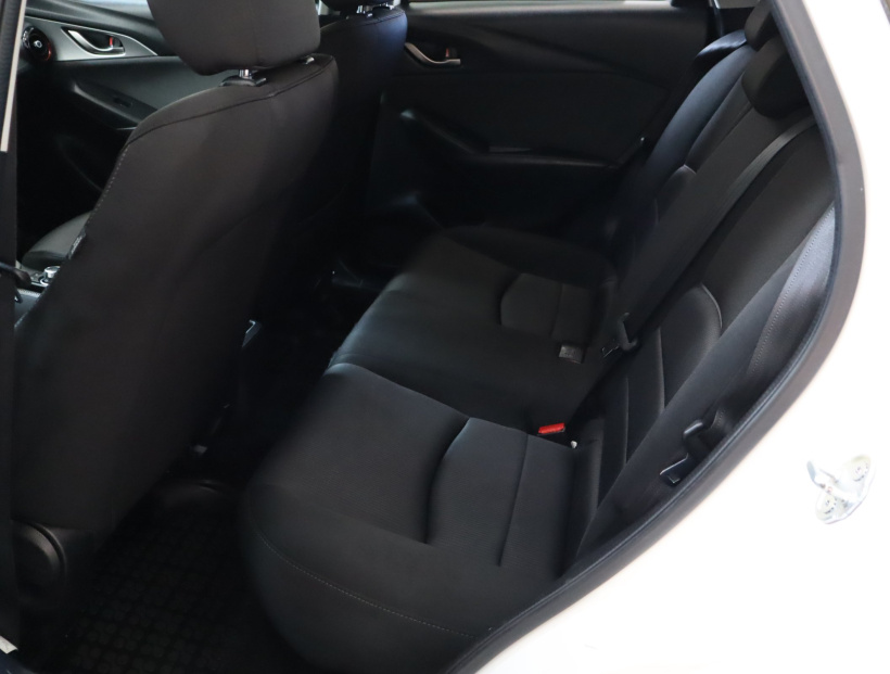 Mazda CX-3, 2016