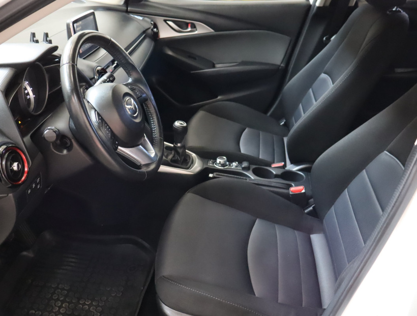 Mazda CX-3, 2016