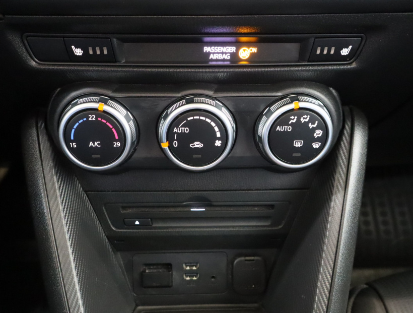 Mazda CX-3, 2016