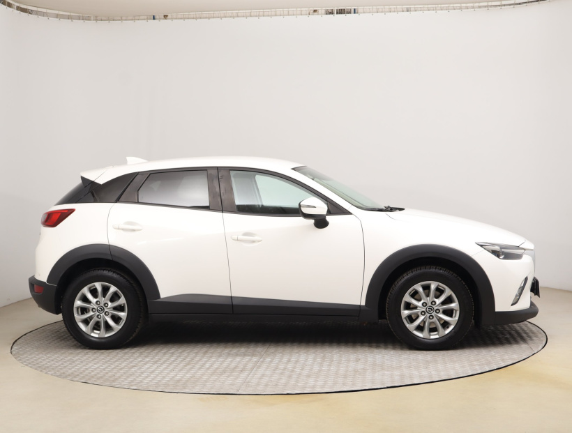 Mazda CX-3, 2016