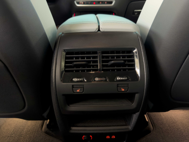 BMW X5 - 2025
