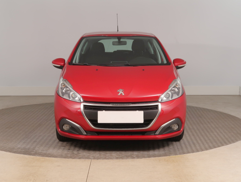 Peugeot 208, 2015