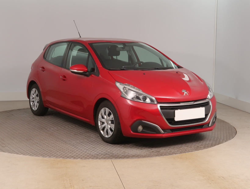 Peugeot 208, 2015