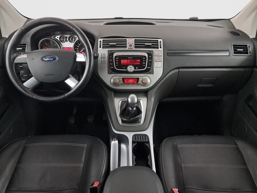 Ford Kuga, 2010