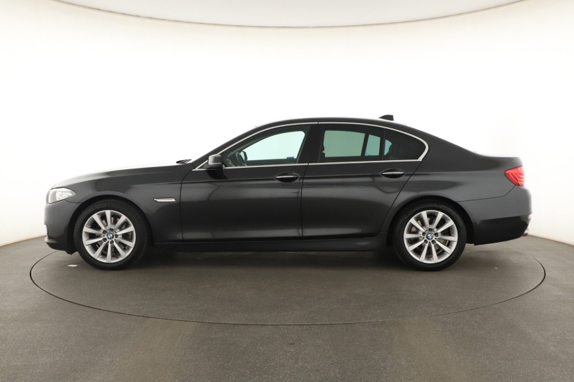 BMW 5, 2013
