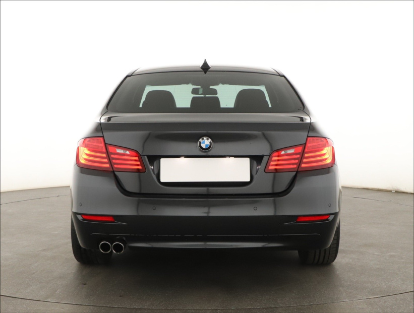 BMW 5, 2013