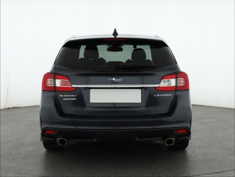 Subaru Levorg, 2015
