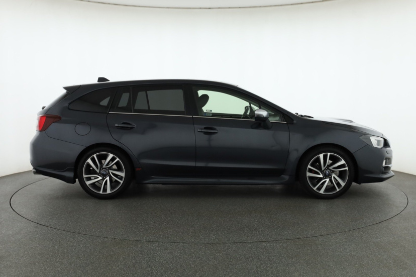 Subaru Levorg, 2015