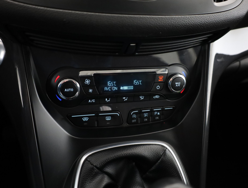 Ford Kuga, 2013