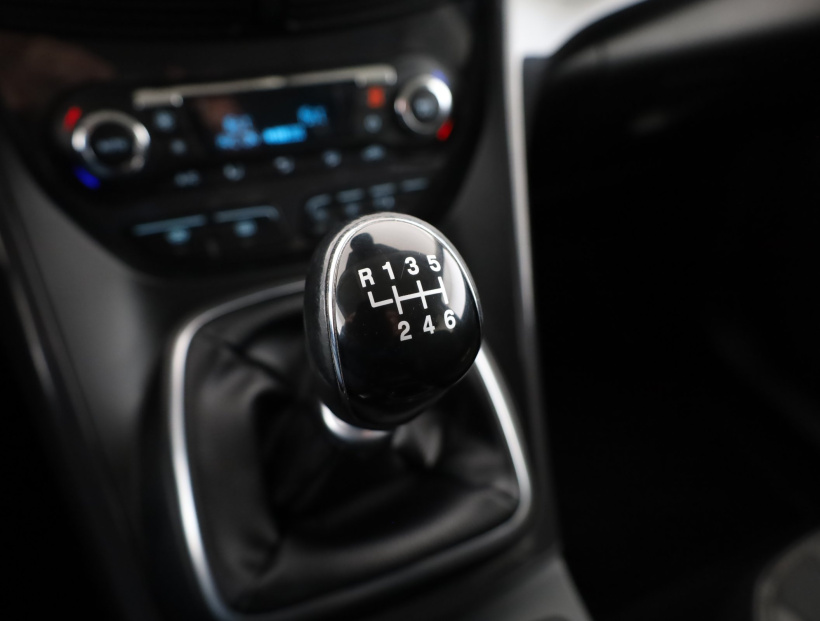 Ford Kuga, 2013