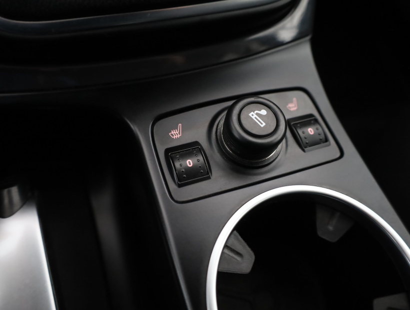 Ford Kuga, 2013
