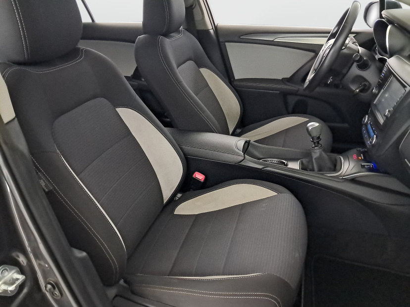 Toyota Avensis, 2016