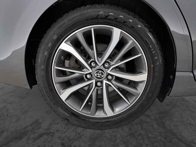 Toyota Avensis, 2016