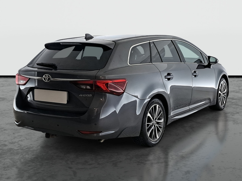 Toyota Avensis, 2016