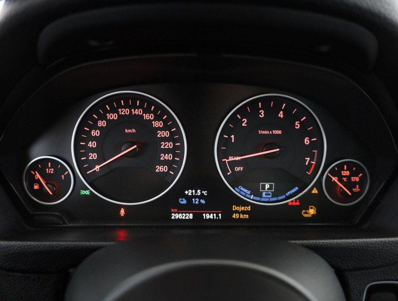 BMW 3, 2016