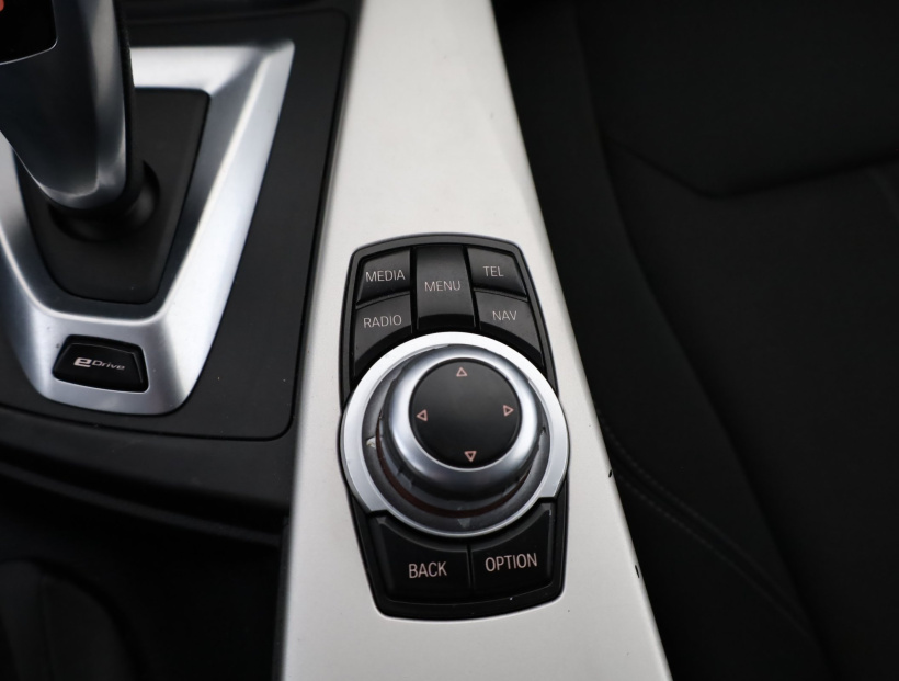 BMW 3, 2016
