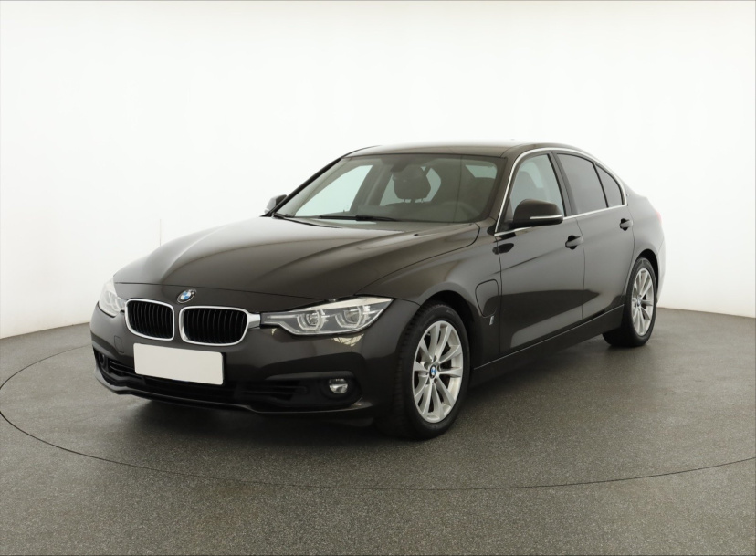 BMW 3, 2016