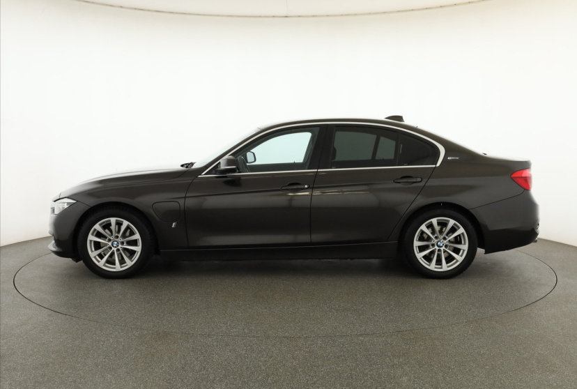 BMW 3, 2016