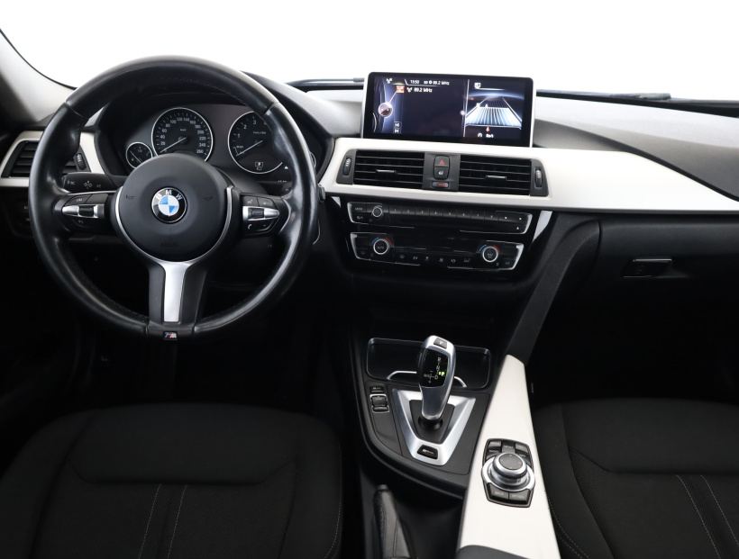 BMW 3, 2016