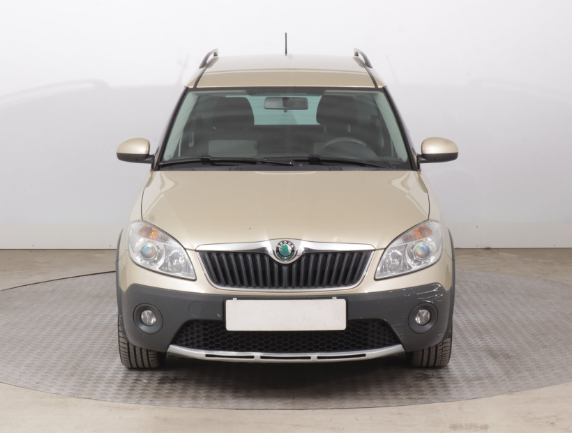 Škoda Roomster, 2011