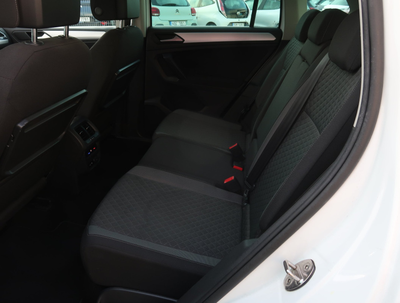 Volkswagen Tiguan, 2019
