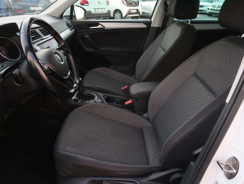 Volkswagen Tiguan, 2019