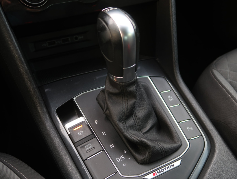 Volkswagen Tiguan, 2019