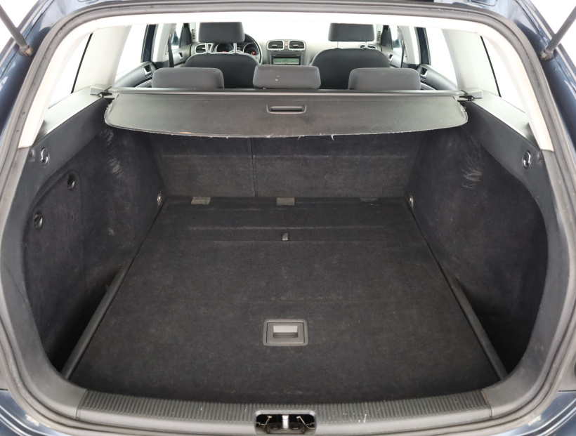Volkswagen Golf, 2010