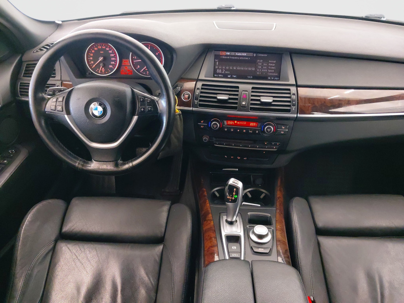 BMW X5, 2010