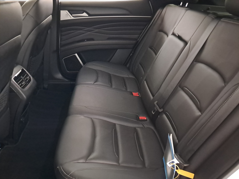 Dongfeng Fengon 5, 2023