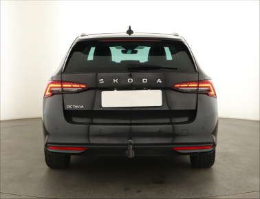 Škoda Octavia - 2024