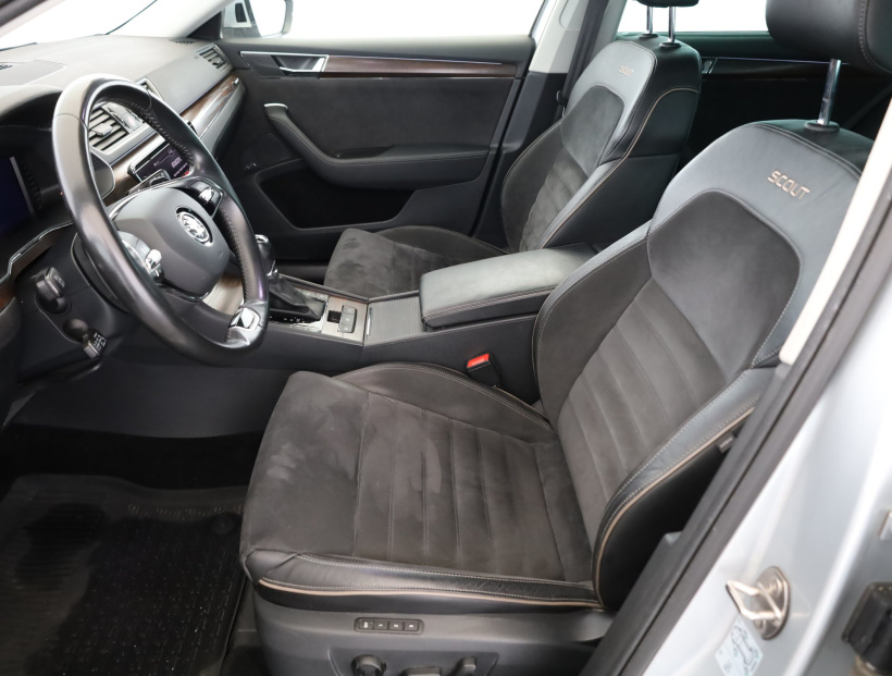 Škoda Superb, 2022