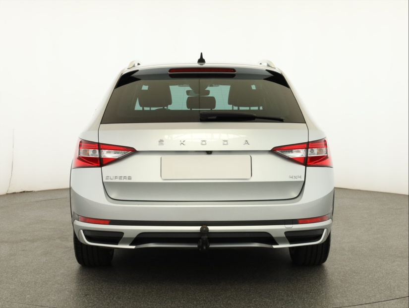 Škoda Superb, 2022