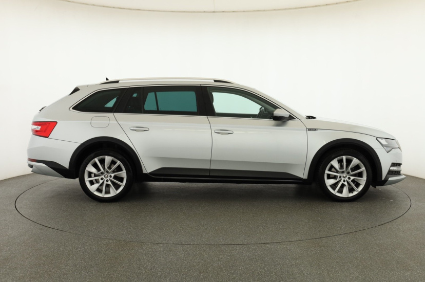 Škoda Superb, 2022