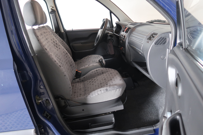 Opel Agila, 2003