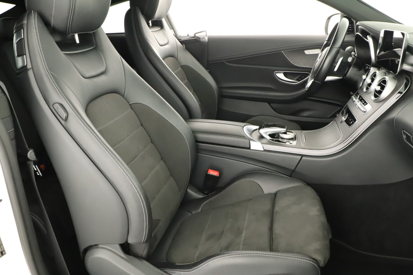 Mercedes-Benz C - 2021