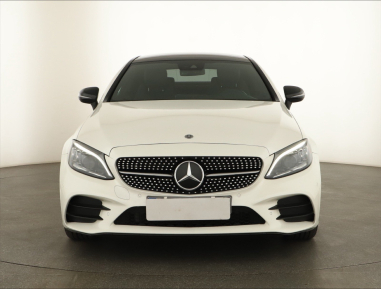 Mercedes-Benz C - 2021