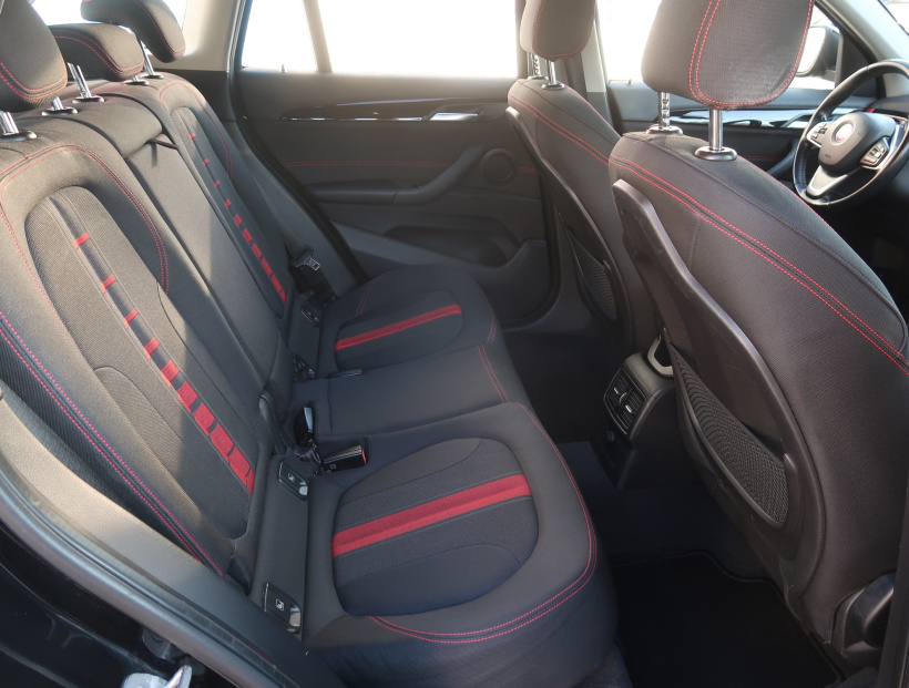 BMW X1, 2015