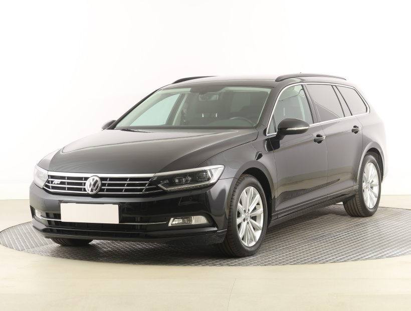 Volkswagen Passat, 2015