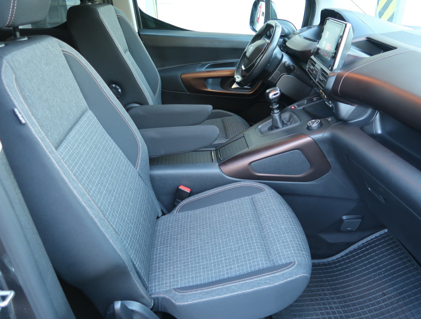 Peugeot Rifter, 2023