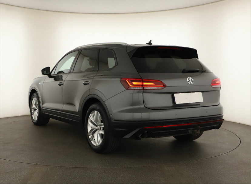 Volkswagen Touareg, 2020