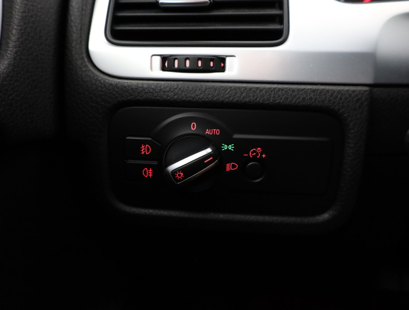 Volkswagen Touareg, 2011